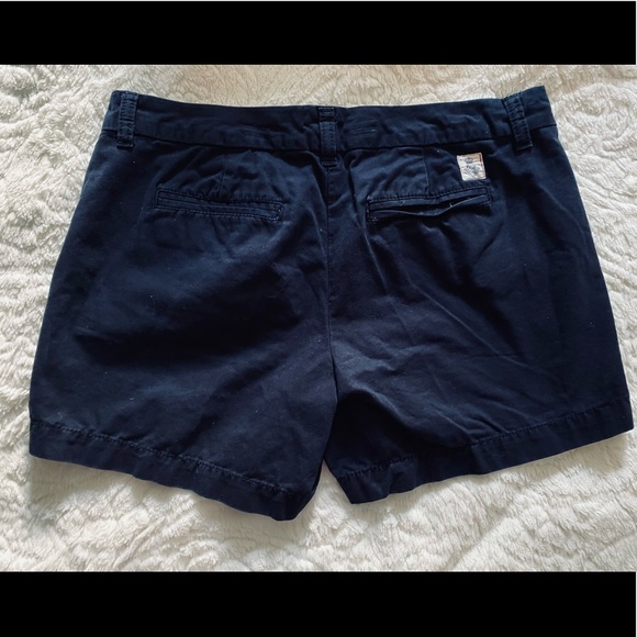 Tommy Hilfiger Shorts - Picture 2 of 3